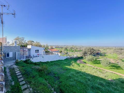 Casa Térrea para Recuperar com Projeto Aprovado - Azinhal, Castro Marim