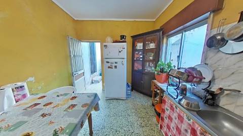 Moradia com garagem e espaço exterior no Monte Francisco