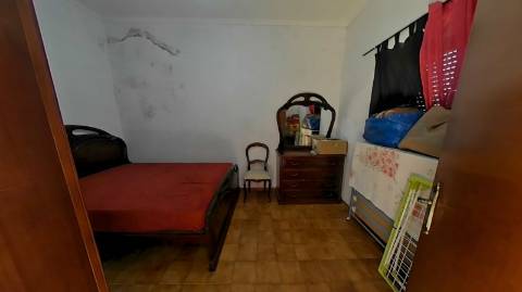 Moradia com garagem e espaço exterior no Monte Francisco