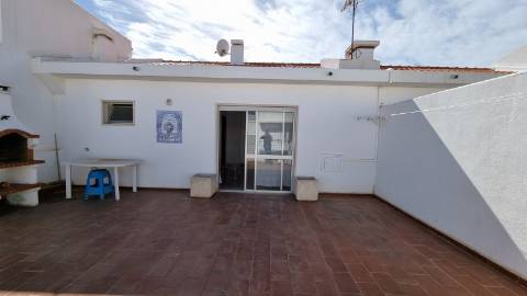 Apartamento T2 em Vila Nova de Cacela arrendamento Anual