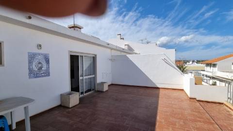 Apartamento T2 em Vila Nova de Cacela arrendamento Anual