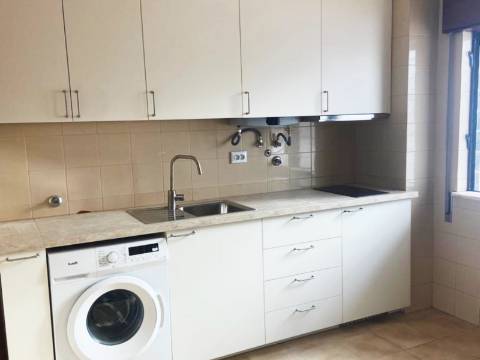Apartamento T1 para arrendamento de Outubro a Maio