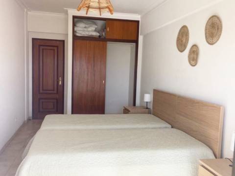 Apartamento T1 para arrendamento de Outubro a Maio