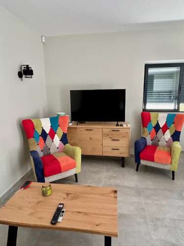 Moradia V2 para arrendamentos de Inverno situada no campo