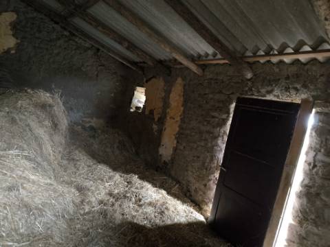 PROPRIEDADE COMPOSTA POR DUAS RUÍNAS - ÁREA TOTAL DE 249 M2 - VISTA MAR EM VALE DE EBROS - TAVIRA