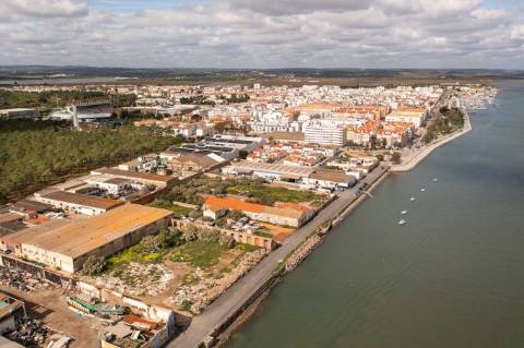 Terreno Urbano na Primeira Linha de Vila Real de Santo António