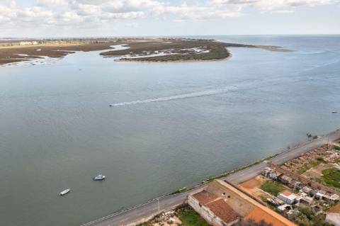 Terreno Urbano na Primeira Linha de Vila Real de Santo António
