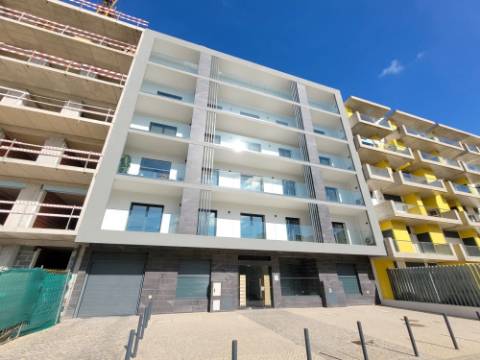 Apartamento T2 no centro de Armação de Pera a um passo da praia!