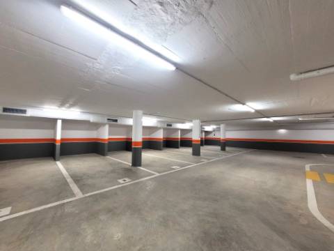 Apartamento T2 no centro de Armação de Pera a um passo da praia!