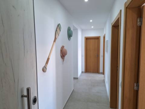 Apartamento T2 no centro de Armação de Pêra