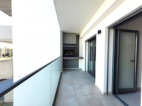 Apartamento T2 no centro de Armação de Pêra