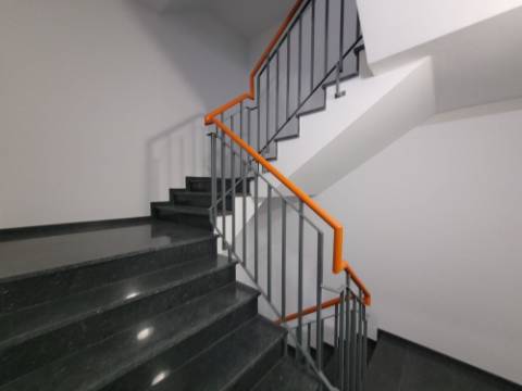 Apartamento T2 no centro de Armação de Pêra