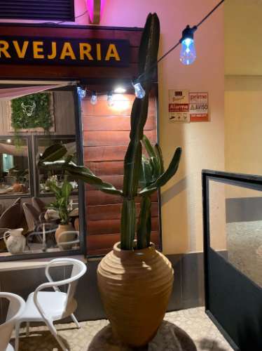 Restaurante com explanada para Trespasse em zona nobre de Olhão