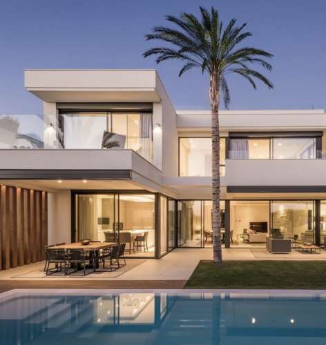 Terreno em espaço urbanizável com 960 m2, mediante autorização Camarária!