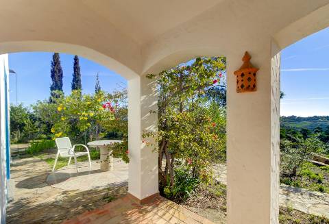 Moradia isolada T3 com espetacular vista de campo e vista mar