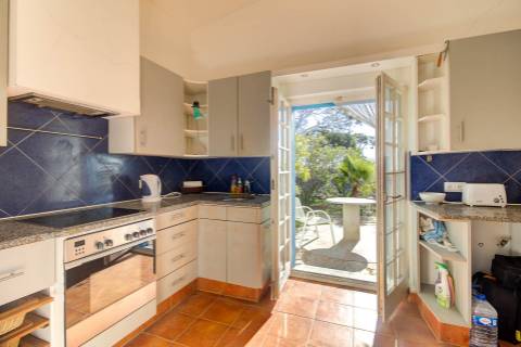 Moradia isolada T3 com espetacular vista de campo e vista mar