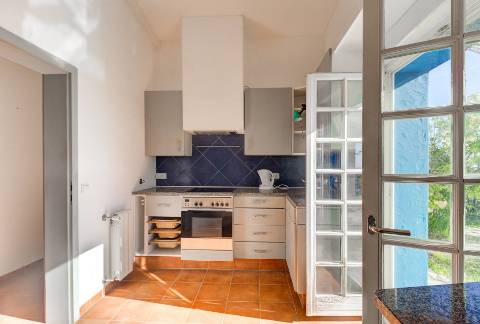 Moradia isolada T3 com espetacular vista de campo e vista mar