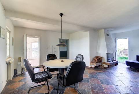 Moradia isolada T3 com espetacular vista de campo e vista mar