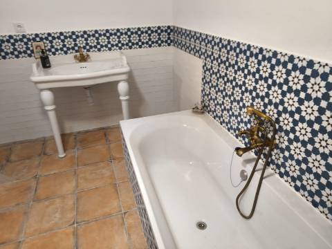 MORADIA RENOVADA - PRONTA A HABITAR - COM PÁTIO - EM CERCADO - BALURCOS - ALCOUTIM - ALGARVE