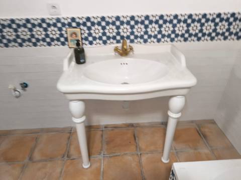 MORADIA RENOVADA - PRONTA A HABITAR - COM PÁTIO - EM CERCADO - BALURCOS - ALCOUTIM - ALGARVE