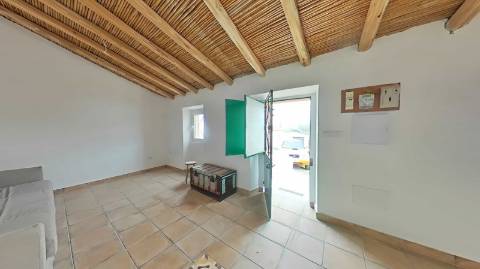 MORADIA RENOVADA - PRONTA A HABITAR - COM PÁTIO - EM CERCADO - BALURCOS - ALCOUTIM - ALGARVE
