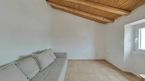 MORADIA RENOVADA - PRONTA A HABITAR - COM PÁTIO - EM CERCADO - BALURCOS - ALCOUTIM - ALGARVE