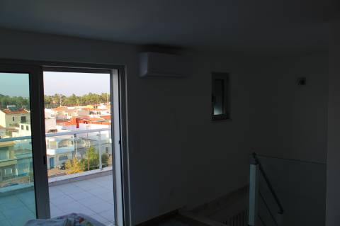 APARTAMENTO DUPLEX T0 COM DUAS VARANDAS - PRÓXIMO À PRAIA DE MONTE GORDO - VRSA - ALGARVE