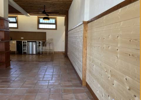 Charmoso espaço comercial/Loja na Fuseta