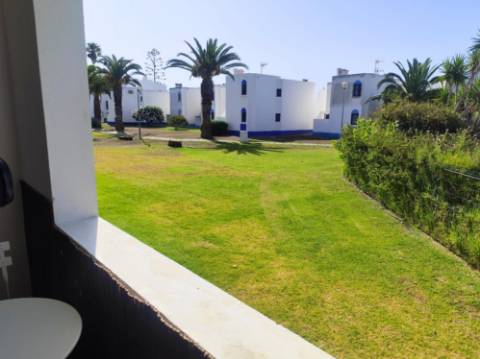 Estúdio no Empreendimento Golden Club Cabanas