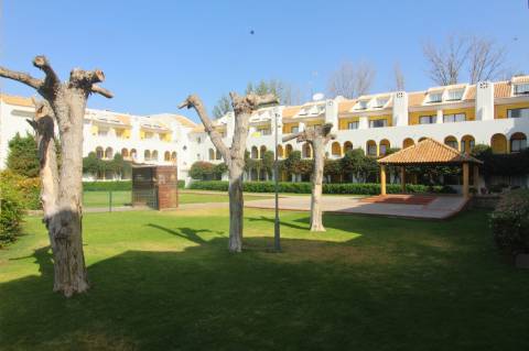 Estúdio no Empreendimento Golden Club Cabanas