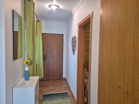 Apartamento T1 em VRSA-Arrendamento