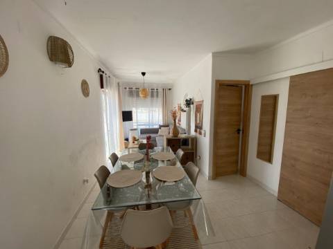 Apartamento T2 em Vila Real de Santo António-Arrendamento de Setembro a Maio