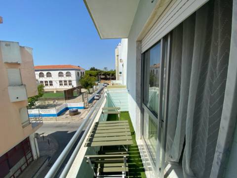 Apartamento T2 em Vila Real de Santo António-Arrendamento de Setembro a Maio