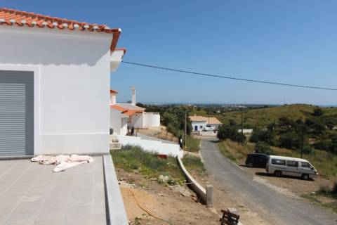 Moradia Térrea Isolada com Vista Mar no Malhão em Castro Marim