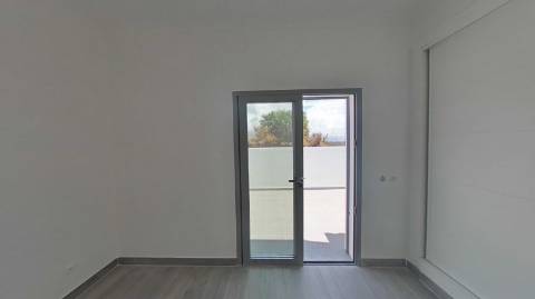 Moradia Térrea Isolada com Vista Mar no Malhão em Castro Marim