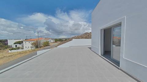 Moradia Térrea Isolada com Vista Mar no Malhão em Castro Marim