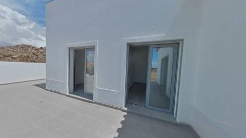 Moradia Térrea Isolada com Vista Mar no Malhão em Castro Marim