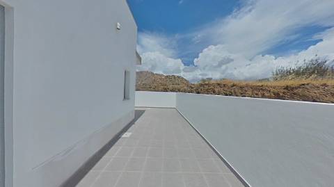 Moradia Térrea Isolada com Vista Mar no Malhão em Castro Marim