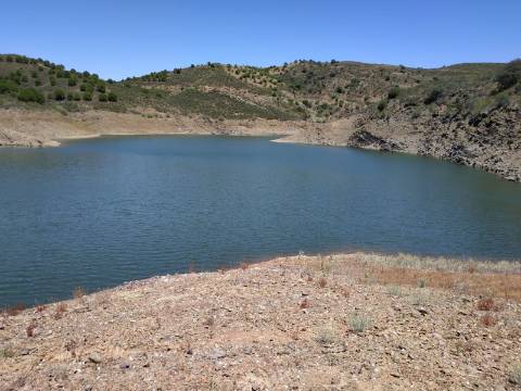 TERRENO COM 20 HECTARES - JUNTO AO LAGO - POSSIBILIDADE DE CONSTRUÇÃO - TURISMO - CORTE DO GAGO - CASTRO MARIM - ALGARVE