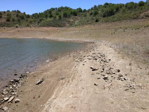 TERRENO COM 20 HECTARES - JUNTO AO LAGO - POSSIBILIDADE DE CONSTRUÇÃO - TURISMO - CORTE DO GAGO - CASTRO MARIM - ALGARVE