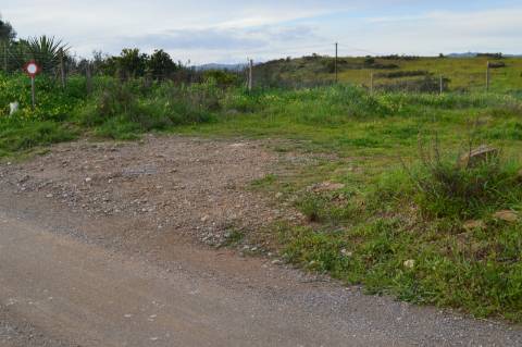 Terreno Rústico com 3.726m2 próximo de Tavira