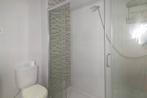 Apartamento T2 com 2 WC Renovado com lugar de parqueamento em garagem e sotão em Vila Real de Santo António