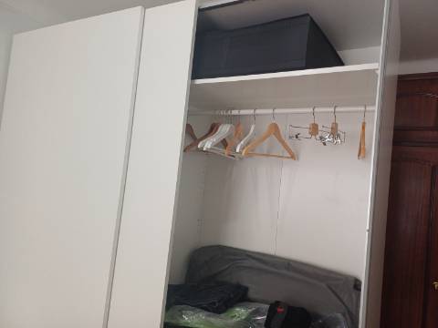 Apartamento T2 Mobilidado, com 2 WC Renovado com lugar de parqueamento em garagem e sotão em Vila Real de Santo António