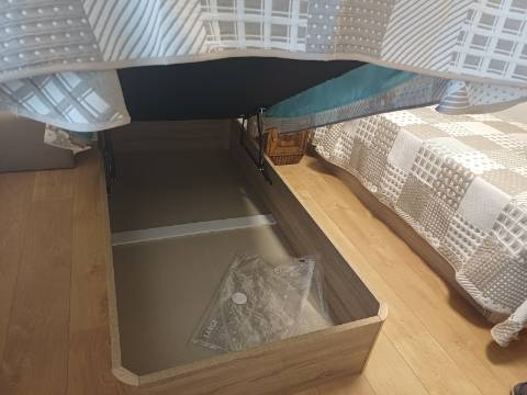 Apartamento T2 Mobilidado, com 2 WC Renovado com lugar de parqueamento em garagem e sotão em Vila Real de Santo António