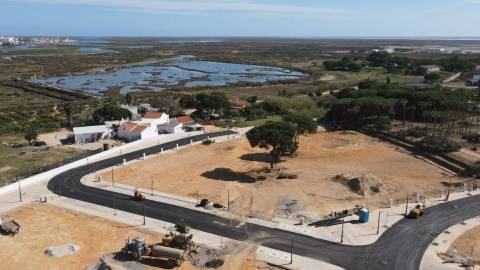 Moradia em Banda T4 no Empreendimento RIA TERRACES, Faro, Algarve