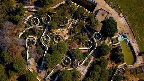 Oportunidade de Investimento no Algarve - Terreno com Viabilidade para Projeto Turístico.