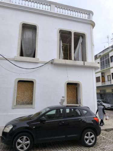 Empreendimento em Vila Real de Santo António com 5 fracções 2º linha do Rio Guadiana