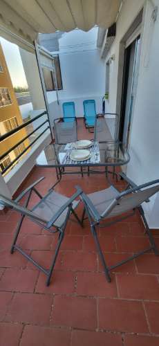 Apartamento T0+1 no centro de Vila Real de Santo António