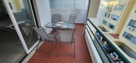 Apartamento T0+1 no centro de Vila Real de Santo António