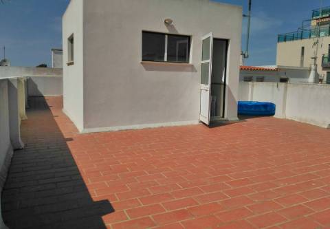 Apartamento T0+1 no centro de Vila Real de Santo António